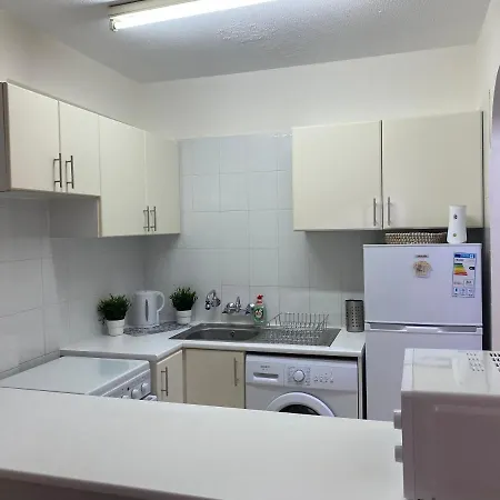 Lägenhet Diamond With Stunning Sea View Paphos