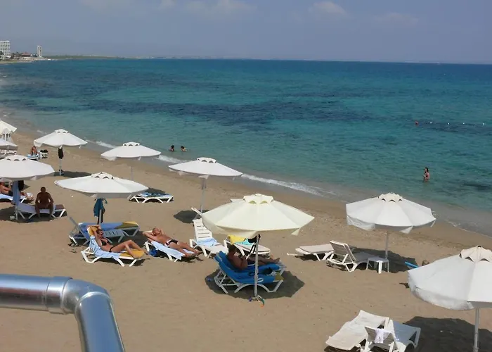 Diamond With Stunning Sea View * 파포스